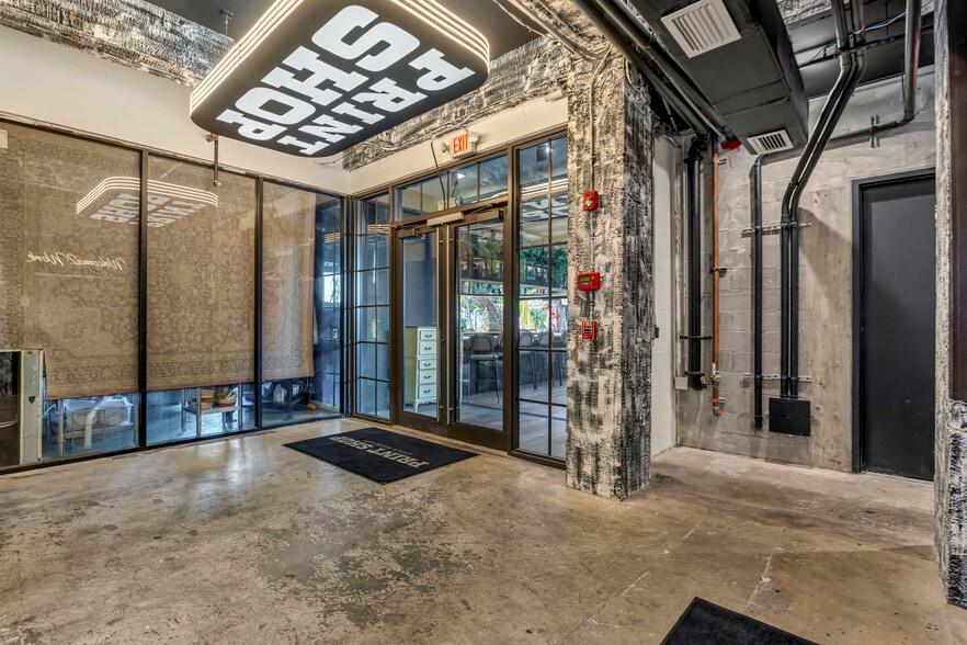 More Photos Of 2509 N Miami Ave, Miami Loft Creative Space For Lease