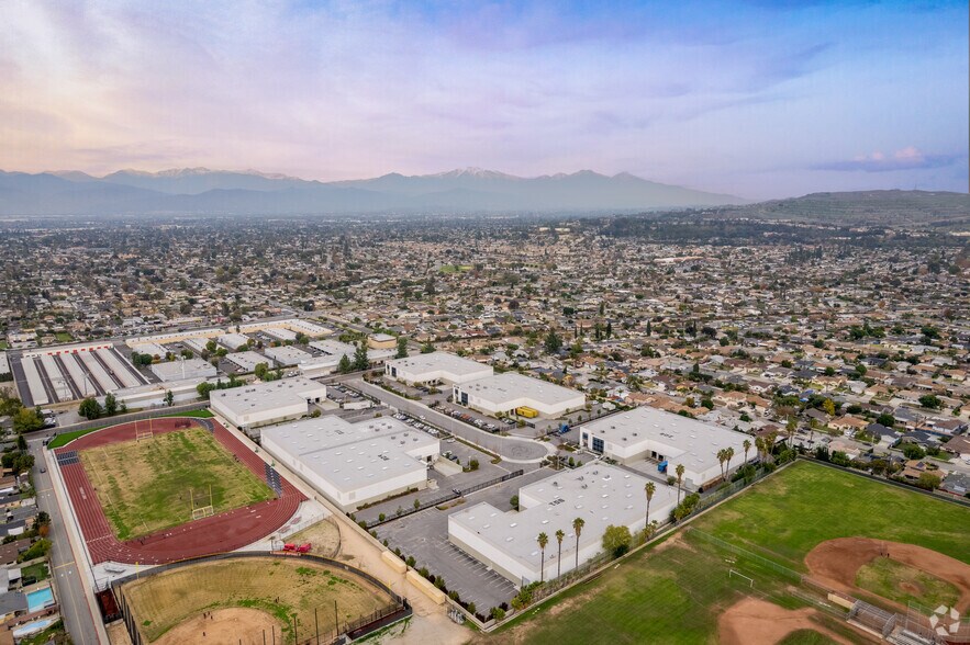 More Photos Of 802 Echelon Ct, City of Industry Warehouse For Lease