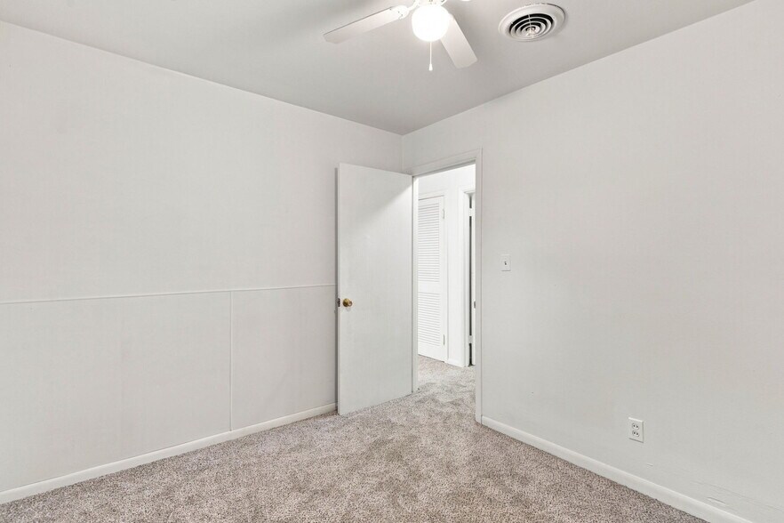 More Photos Of 3741 State Rte 30 Hwy, Lonedell Multifamily For Sale