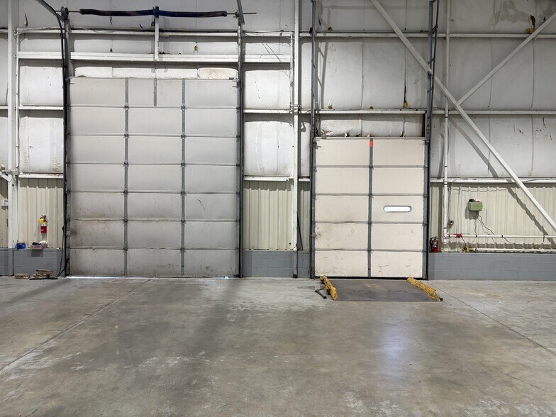 More Photos Of 131 Ash Dr, Kimball Township Warehouse For Lease