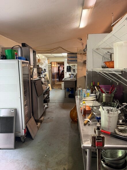 More Photos Of 4 Ayer Rd, Shirley Restaurant For Sale