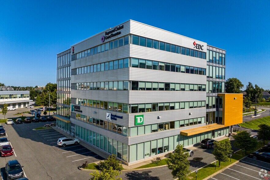 More Photos Of 4805 Boul Lapinière, Brossard Office For Sale
