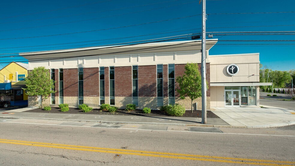More Photos Of 661 Centre St, Brockton Medical For Sale