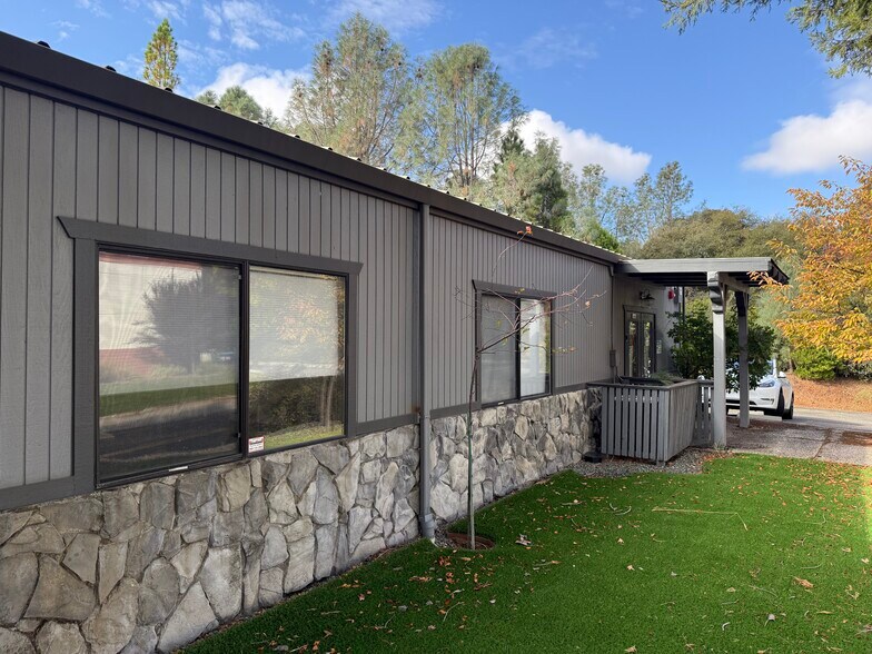 More Photos Of 6048 Enterprise Dr, Diamond Springs Flex For Sale