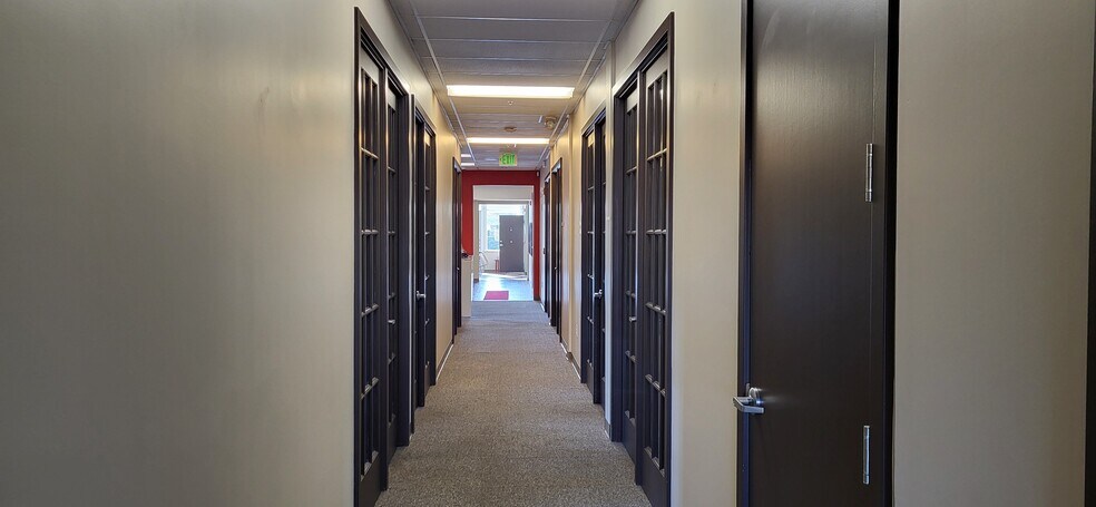 More Photos Of 26135 Carmel Rancho Blvd, Carmel General Retail For Lease