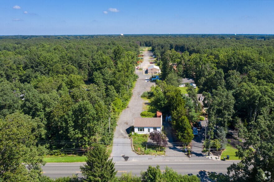 More Photos Of 822 Glassboro Rd, Williamstown Light Distribution For Sale