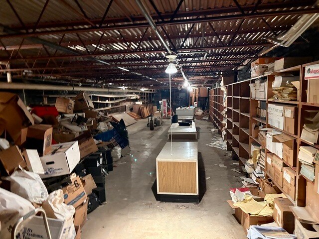 More Photos Of 217 E Court St, Kankakee General Retail For Sale