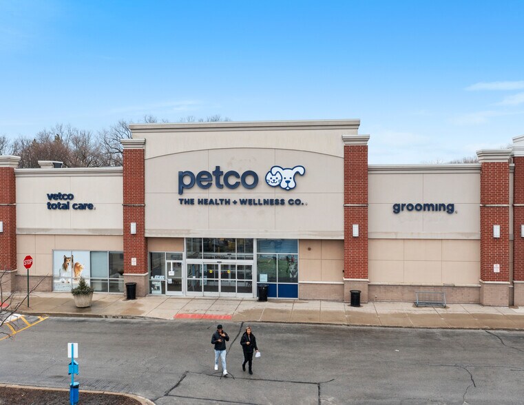 More Photos Of 17930 Halsted St, Homewood Storefront For Sale