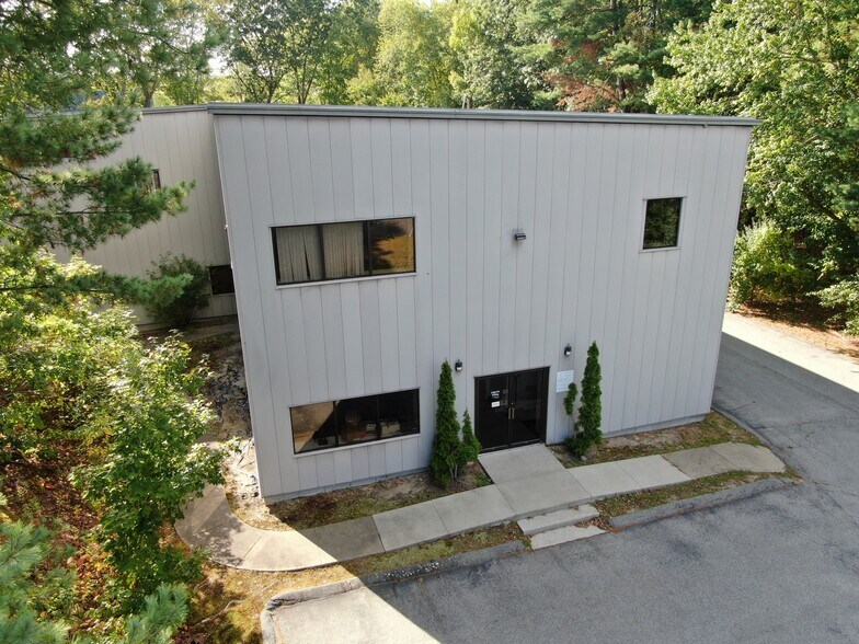 More Photos Of 359 Littleton Rd, Westford Flex For Sale