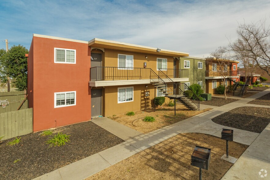 More Photos Of 5900 Riza Ave, Sacramento Apartments For Sale