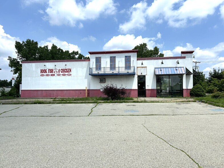 Primary Photo Of 209 Loews Dr, North Versailles Fast Food For Sale