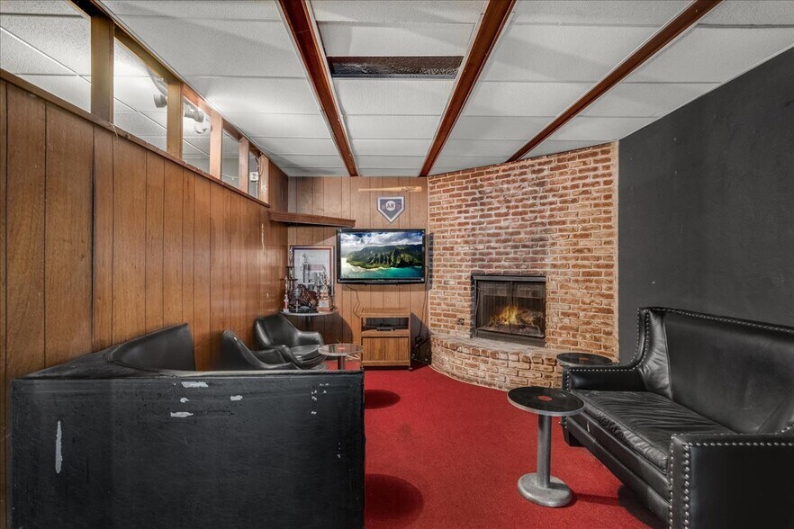 More Photos Of 249 Grand Ave, South San Francisco Storefront Retail Residential For Sale