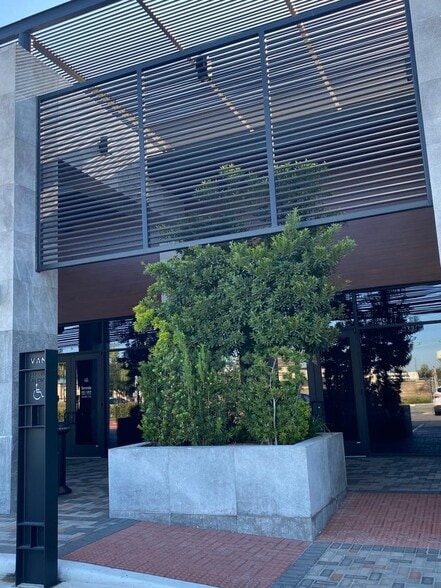 More Photos Of 1519 S Jackson Rd, Pharr Storefront For Lease