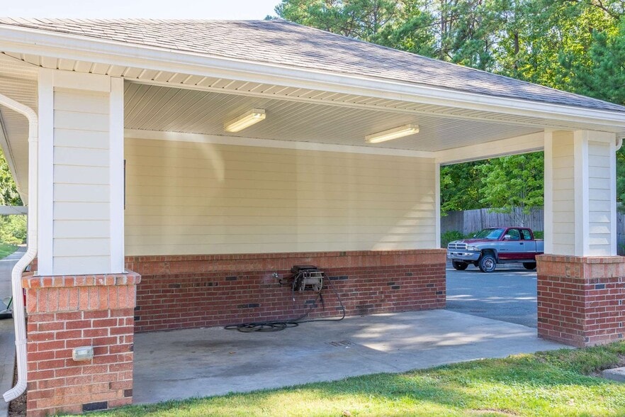 More Photos Of 1000 Ballena Cir, Cary Apartments For Lease