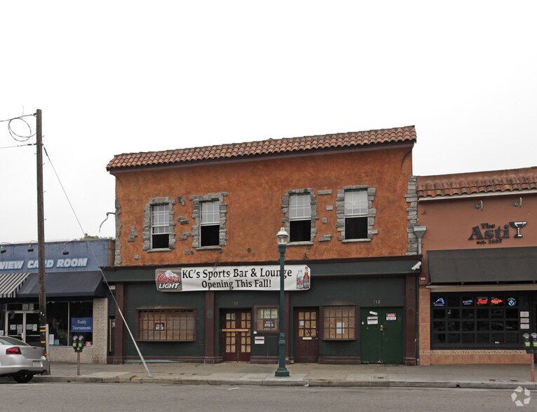 More Photos Of 711 Pacific Ave, Santa Cruz Restaurant For Lease