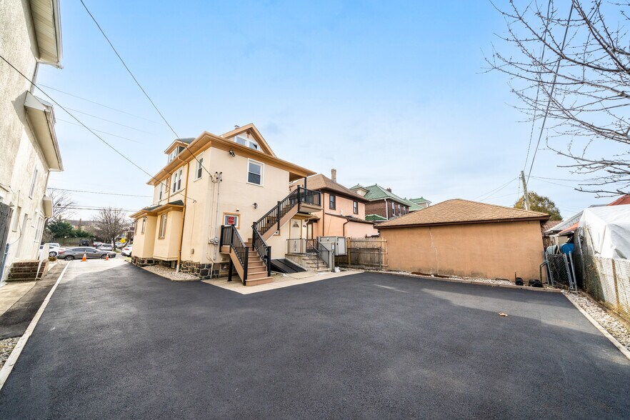 More Photos Of 518 79th St, North Bergen Medical For Sale