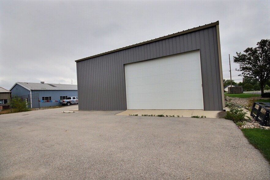 More Photos Of 2379 N Main St, Bluffton Loft Creative Space For Sale