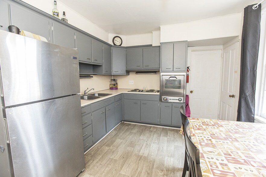 More Photos Of 731 Washington St, Reading Multifamily For Sale