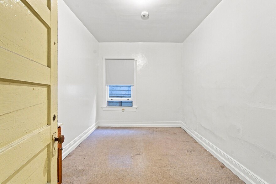 More Photos Of 734-740 Broadway, San Francisco Storefront Retail Residential For Sale
