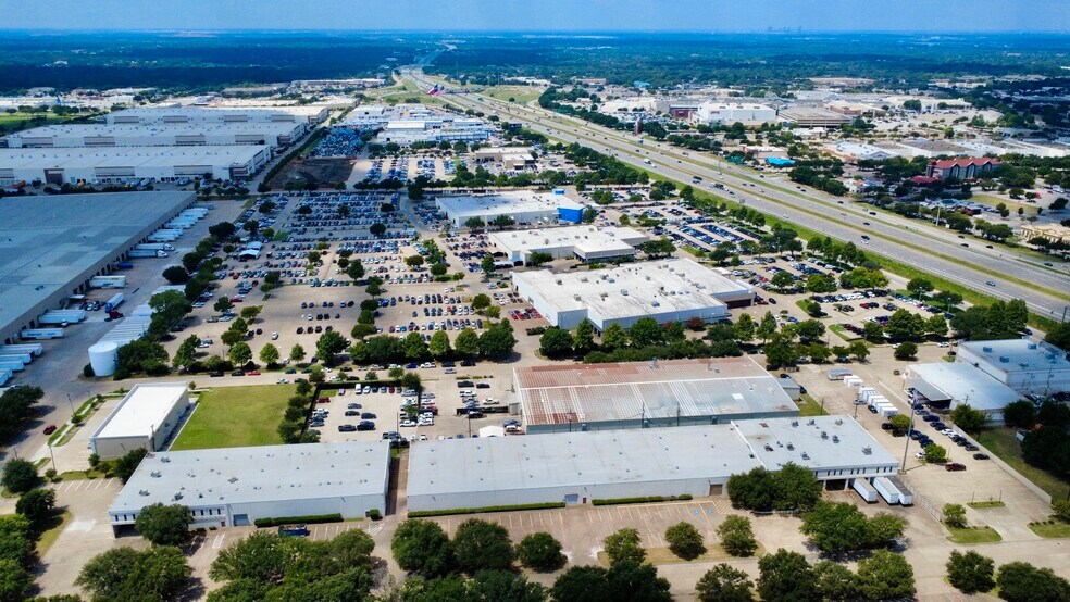 More Photos Of 4300 Barnett Blvd, Arlington Distribution For Lease