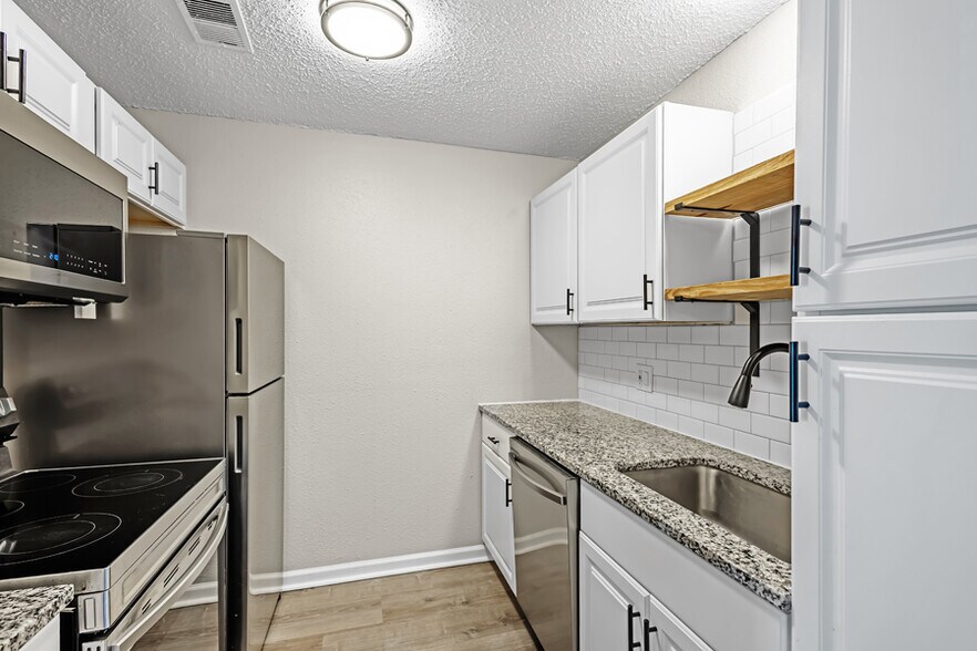 More Photos Of 12322 3rd St, Grandview Apartments For Sale