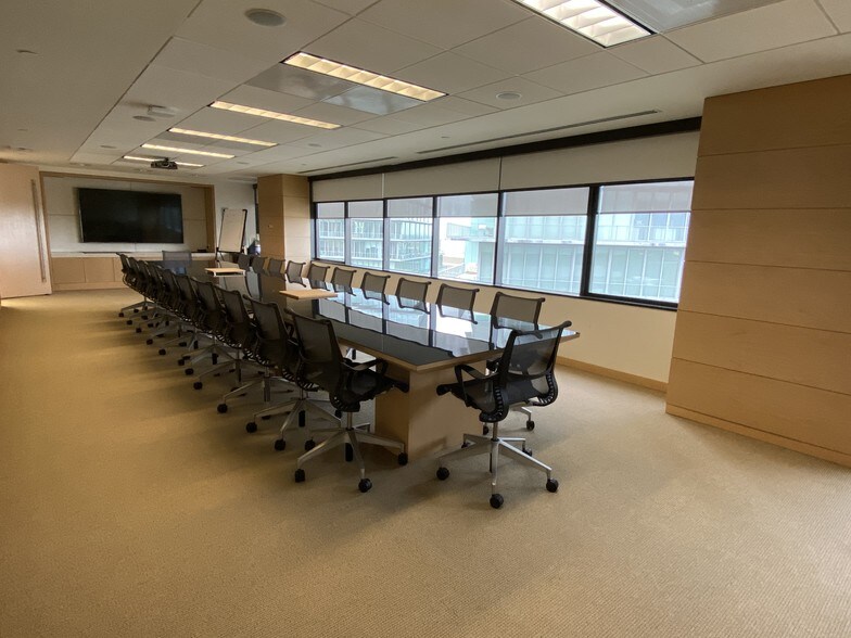 More Photos Of 2665 S Bayshore Dr, Coconut Grove Office For Lease