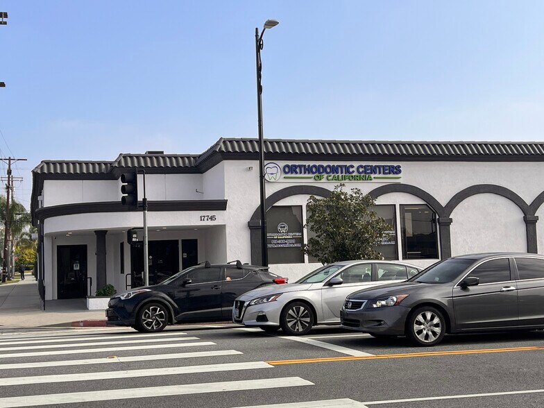 More Photos Of 17745 Chatsworth St, Granada Hills Medical For Lease
