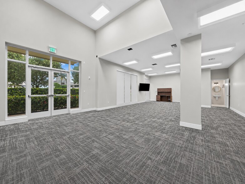 More Photos Of 1333 S Ocean Blvd, Pompano Beach Apartments For Lease