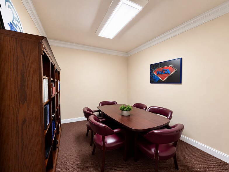 More Photos Of 1614 Mahan Center Blvd, Tallahassee Office For Sale