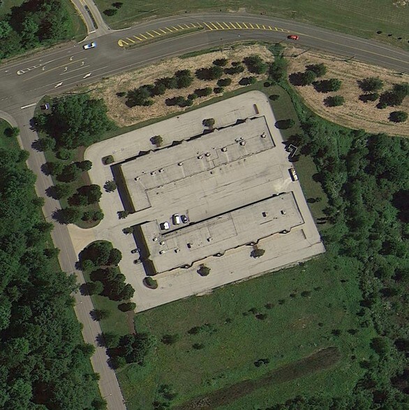 More Photos Of 5675 Hudson Industrial Pky, Hudson Light Manufacturing For Lease