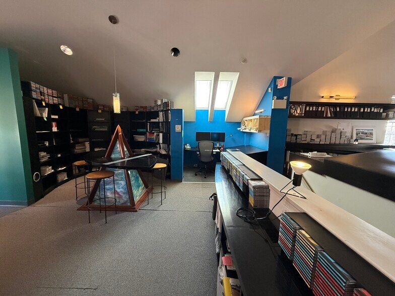 More Photos Of 20-22 Regency Plz, Glen, Glen Mills Office For Sale