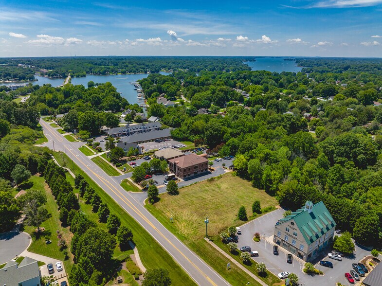 More Photos Of 520 Williamson Rd, Mooresville Land For Sale