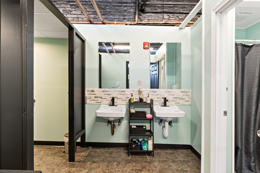 More Photos Of 75 Ferry St, Fall River Warehouse For Sale