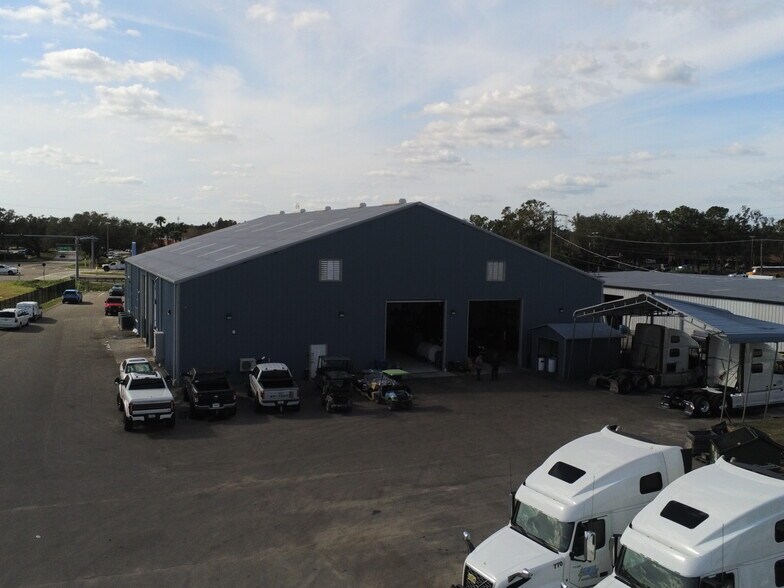 More Photos Of 6015 N US Highway 301, Tampa Warehouse For Lease