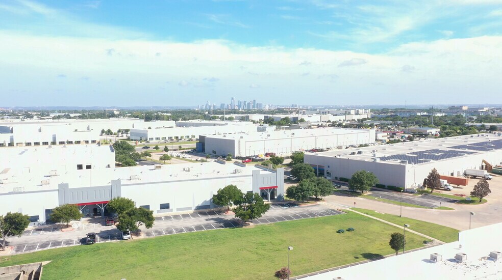 More Photos Of 6301 E Stassney Ln, Austin Manufacturing For Lease