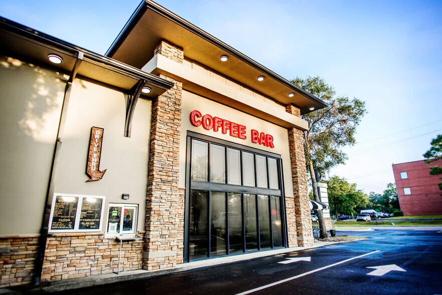 More Photos Of 1151 Office Woods Dr, Pensacola Freestanding For Sale