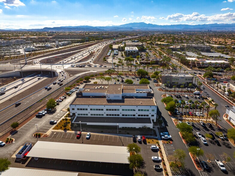 More Photos Of 100 N Green Valley Pky, Henderson Medical For Lease