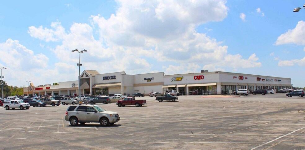More Photos Of 2220 S Fielder Rd, Arlington Land For Lease