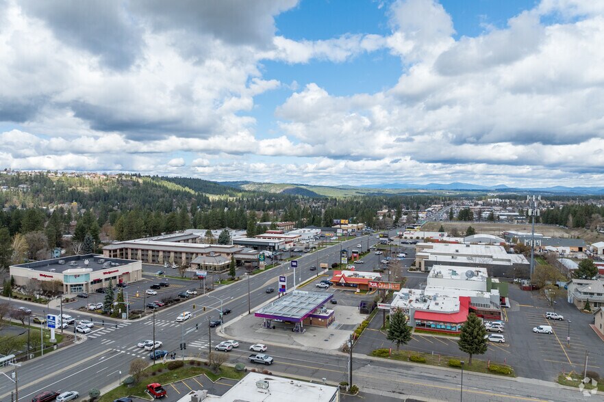 More Photos Of 21 E Lincoln Rd, Spokane Restaurant For Sale