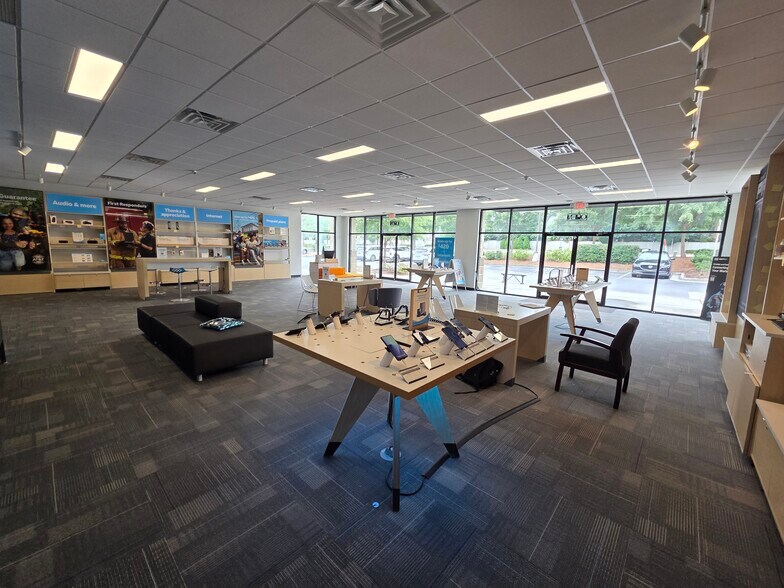 More Photos Of 8020 McGinnis Ferry Rd, Suwanee Freestanding For Lease