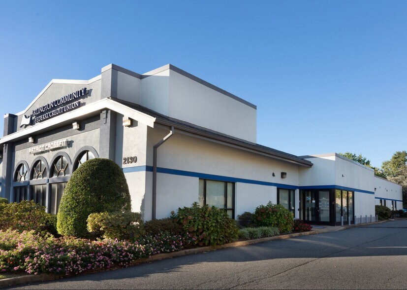 Primary Photo Of 2130 N Glebe Rd, Arlington Freestanding For Sale