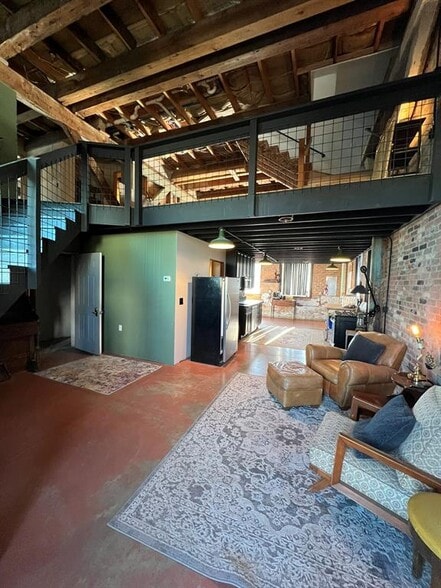 More Photos Of 700 Keogh Ct, Great Falls Light Distribution For Sale