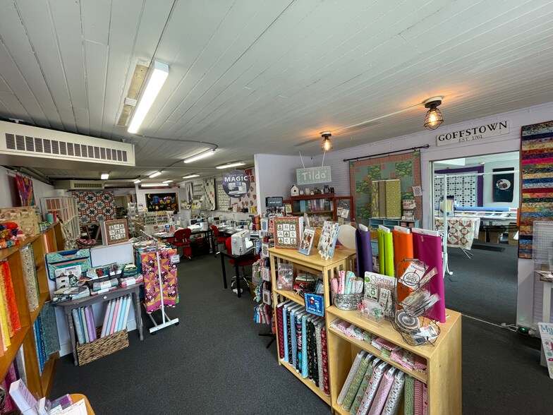 More Photos Of 4 Main St, Goffstown Storefront Retail Residential For Lease