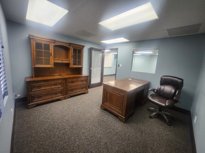 More Photos Of 12838 Central Ave, Chino Office Residential For Lease