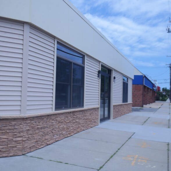 More Photos Of 675 Broadway, Massapequa Office For Lease