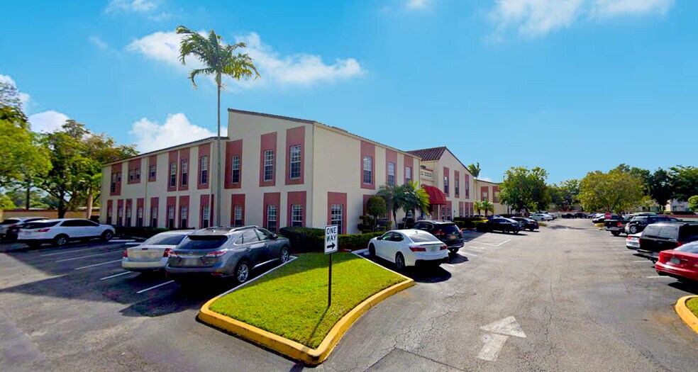 More Photos Of 7797 N University Dr, Tamarac Medical For Lease