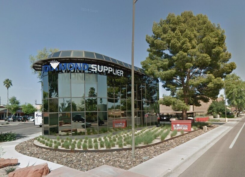 More Photos Of 6840 E Indian School Rd, Scottsdale General Retail For Lease