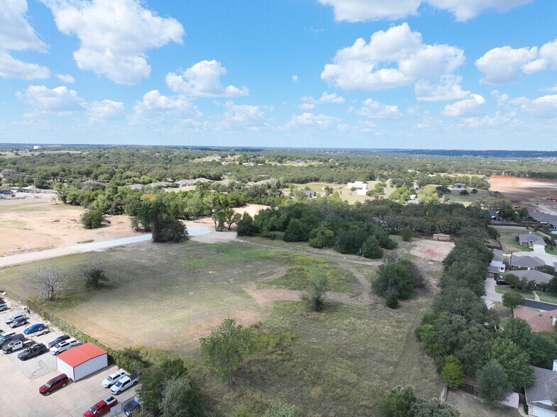 More Photos Of 112 Industrial St, Weatherford Land For Sale