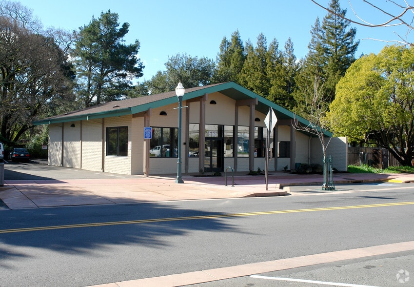 More Photos Of 1555 Grant Ave, Novato Bank For Lease