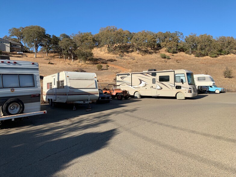 More Photos Of 2544 E State Hwy 20, Nice Self Storage For Sale